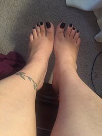 Girlfriend 1 Sexy Feet !!!