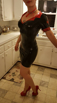 I've had requests for more of me dressed in latex. Enjoy. :-)
