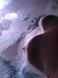 Jacuzzi Tits