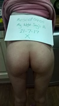 Evening from us,we hope you like our verification pics,were genuine couple ...