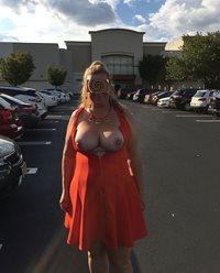 Color-coordinated titties!!