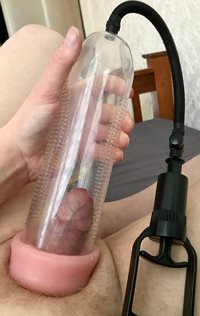 Nice bit of cock pumping to start the day