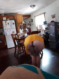 peek a booty