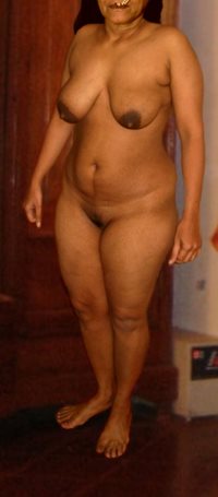 Bhona total nude in frount