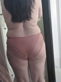 she will swap. she thinks shes fat, what do you think?