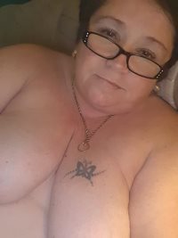 Donna the sub who wants cocks and comments