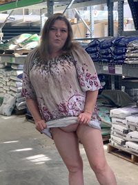 Walking around Lowe’s showing off 💋 hit that like button for more!