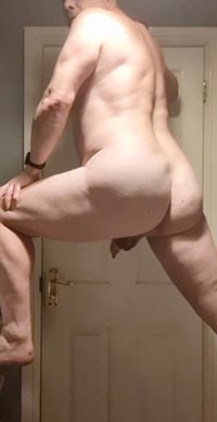 An old fat ass little dick pic when  I was chubby
