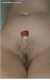 A strawberry topping the pussy!!!