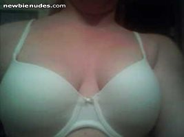 Requested bra pic! Please PM and comment:)