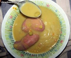 a nice cock a leekee soup for a cold winters day.