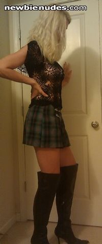 MILF Wife dressed to go out lastnite...