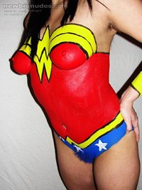 bookmark my pix if u wanna see more wonder woman bodypaint ;)