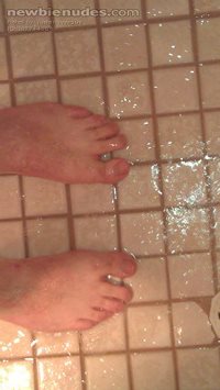 love wet bare feet pics, either male or female. Here's a few of mine. Wonde...