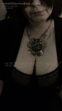 Just a little cleavage for going down the pub :P