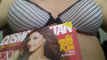 i have a bra & glossy fashion magazine fetish