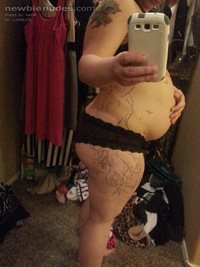 8 months prego... Still fit in my lace panties...