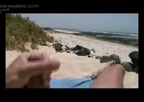 Cumming on the Beach
