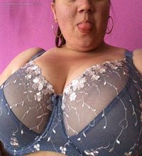 Another cheeky pic of my girl in her new bra